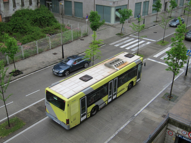 Archivo - Autobús urbano Santiago de Compostela Galicia viajeros autobús urbano