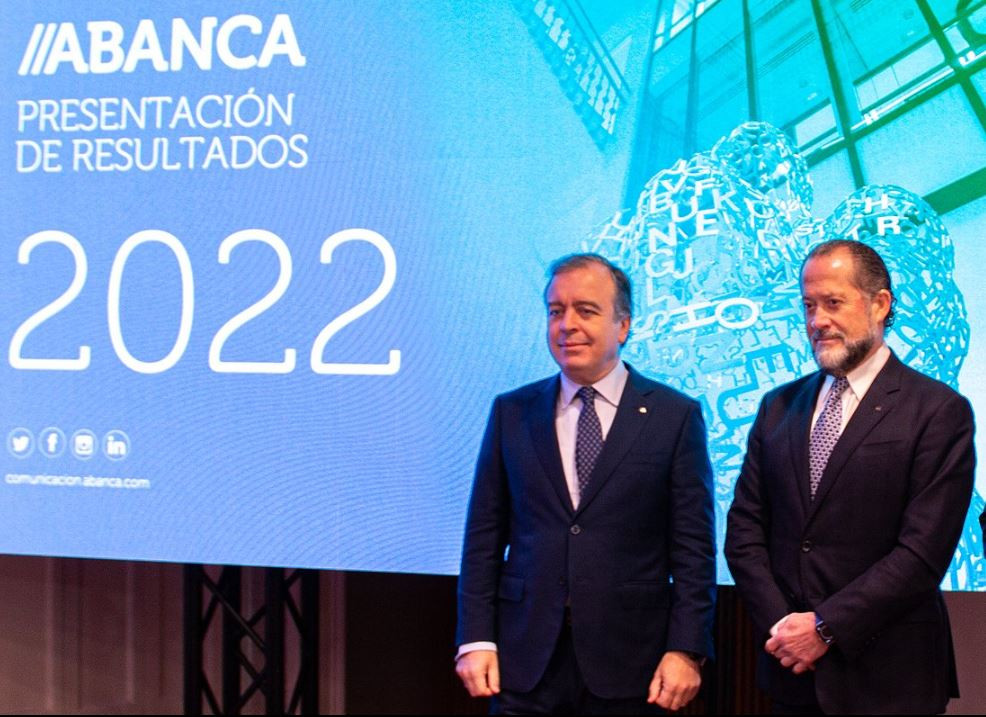 Escotet en la presentaciu00f3n de los resultados de ABANCA de 2022 en enero de 2023 en una foto de la entidad