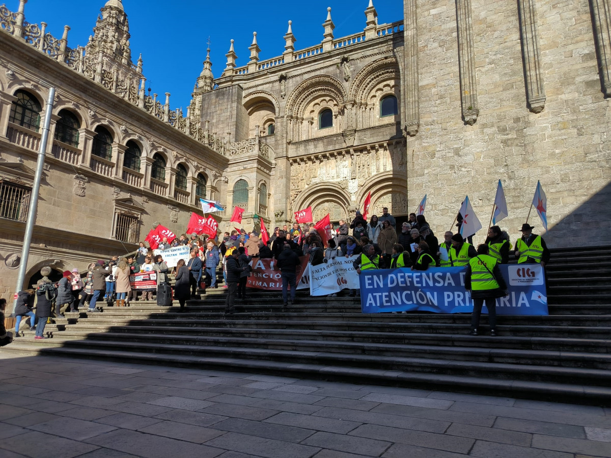 Concentración de CIG-Saúde por la Atención Primaria en Santiago de Compostela, a 28 de enero de 2023