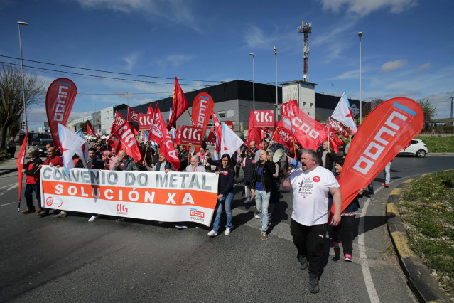 Manifestación por la renovación del convenio del metal de la provincia de Lugo