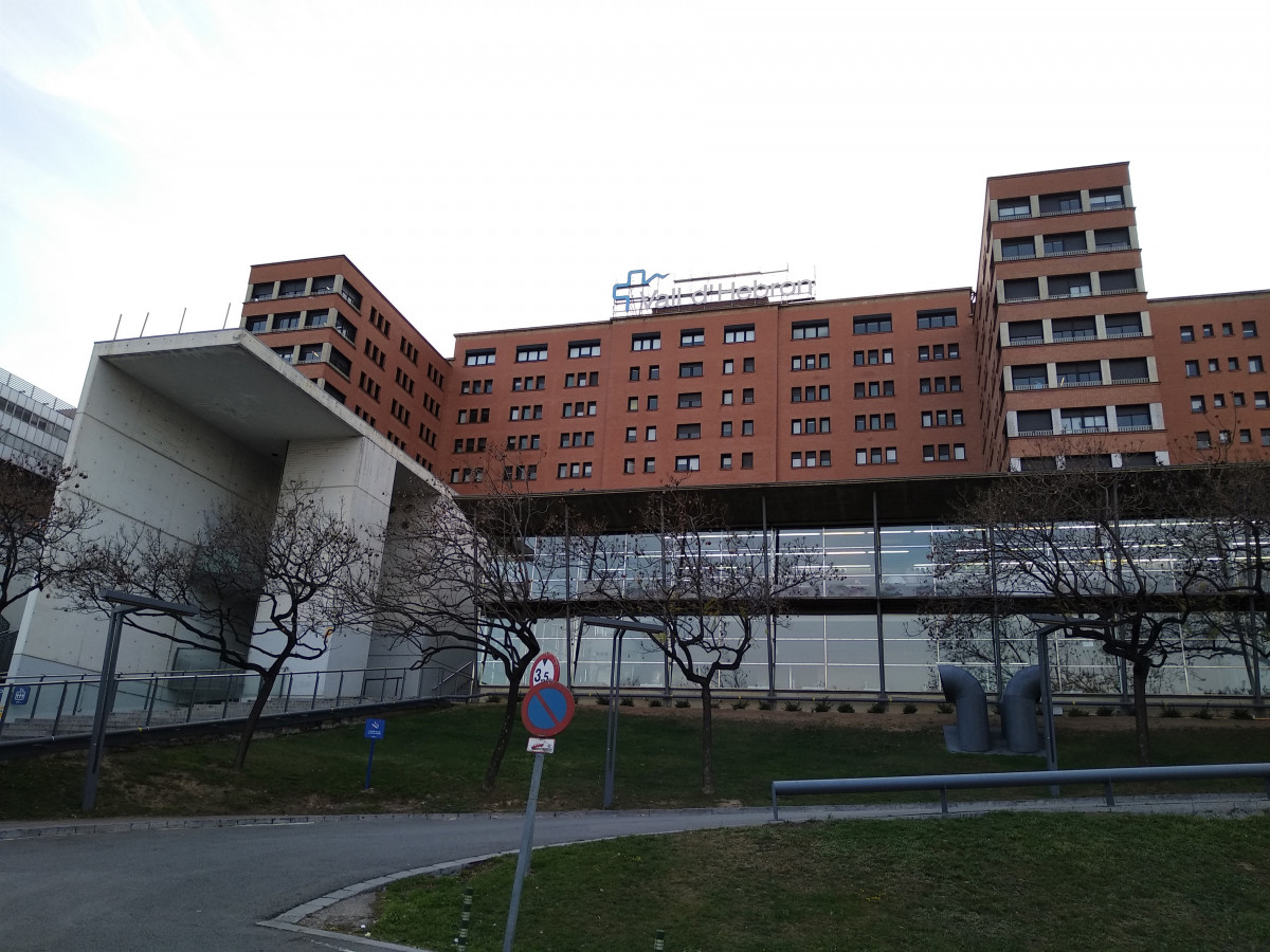 Archivo - Fachada del Hospital General de la Vall d'Hebron de Barcelona