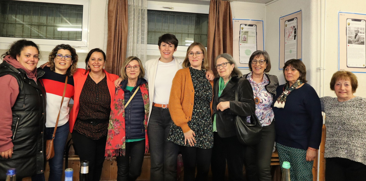 La portavoz nacional del BNG, Ana Pontón, en un encuentro con colectividad gallega en Suiza.