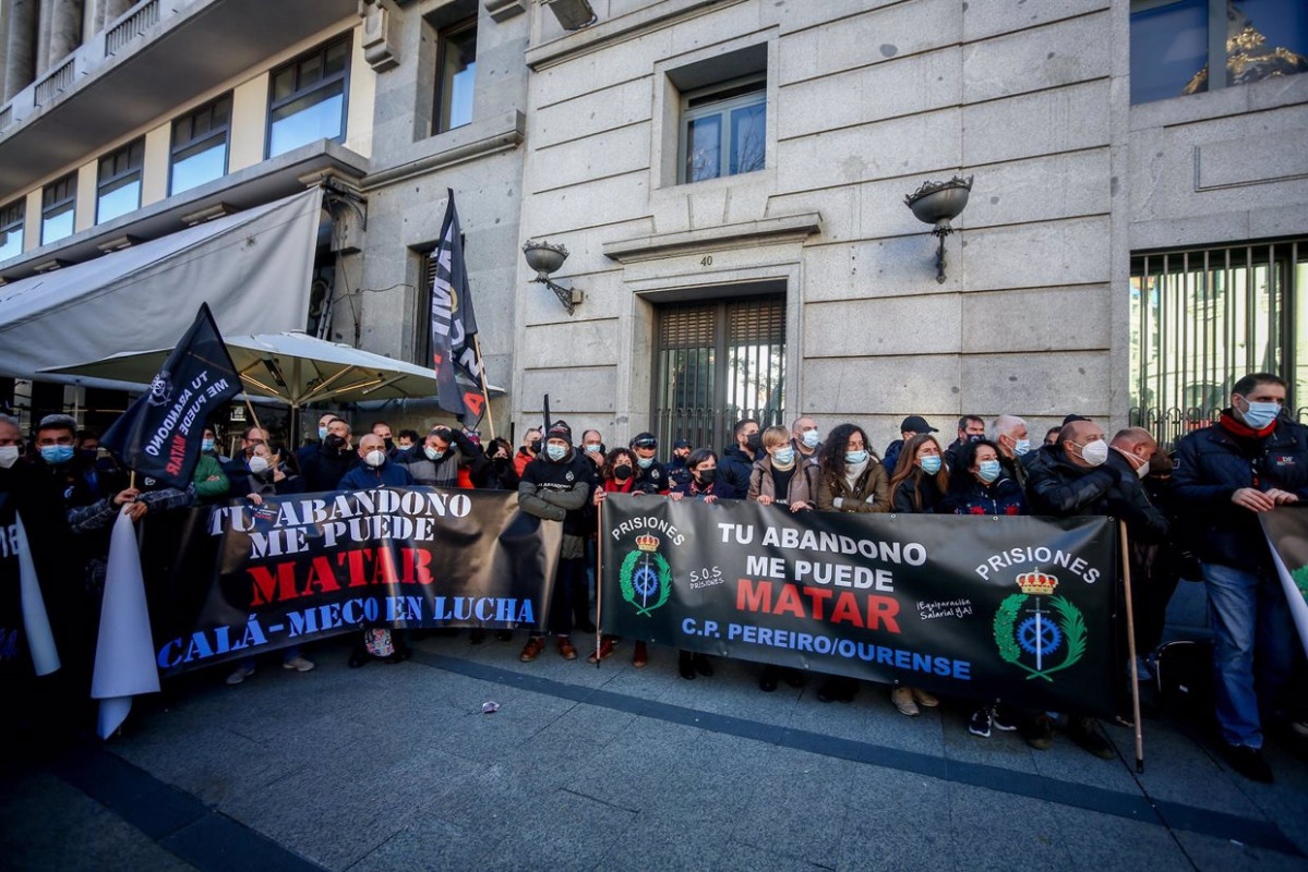 Funcionarios prisiones