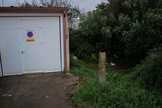 Lugar donde fue hallado el cadáver de una mujer, metido en una maleta y en avanzado estado de descomposición, en la calle Espedrigada de Vigo, el 22 de febrero de 2024.
