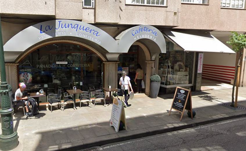 Cafeteru00eda La Junquera en una imagen de Google Street View