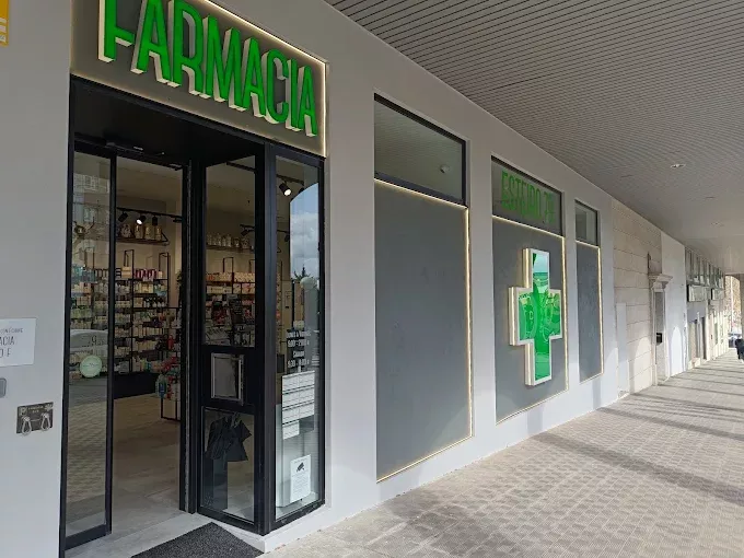 Farmacia en Avenida de Esteiro 79 en Ferrol
