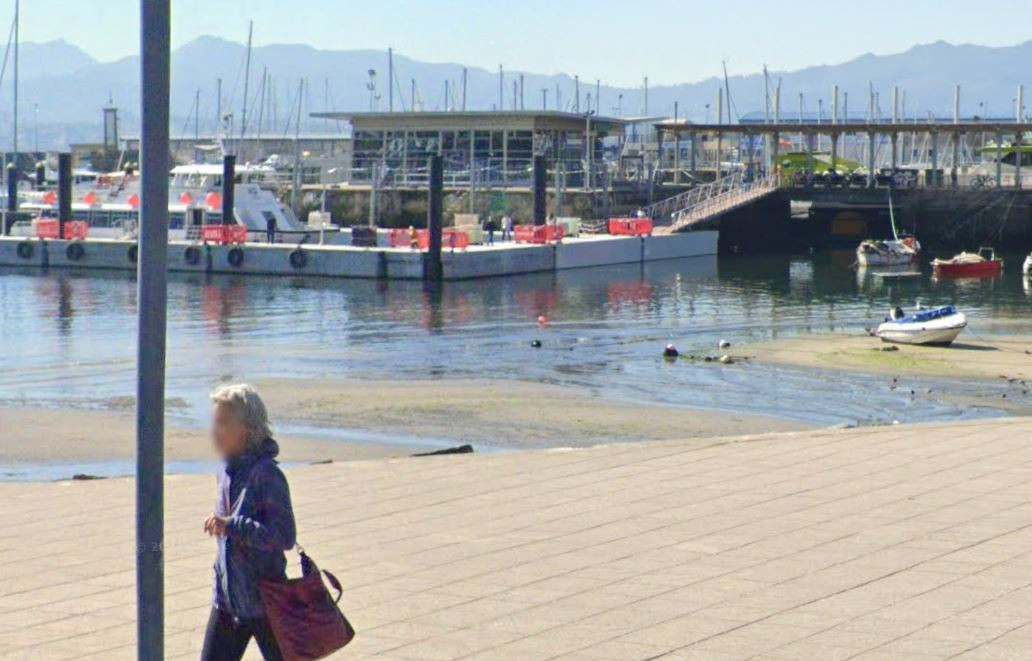 Zona de Cangas donde apareciu00f3 el vertido en una foto de Google Street View