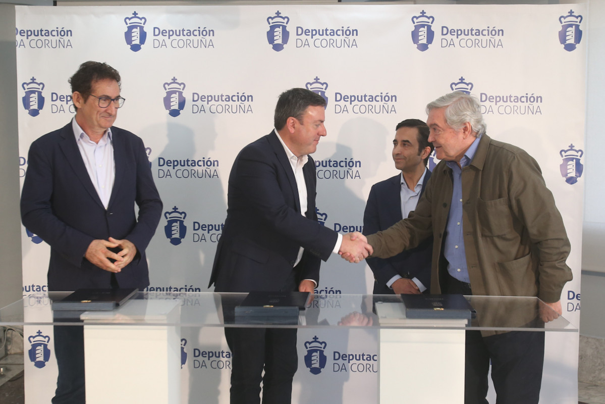 Convenio de colaboración sobre el estadio de A Malata