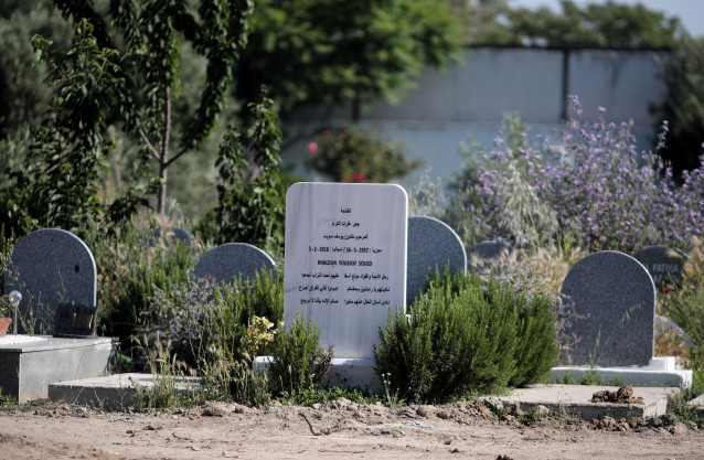Archivo - Lápidas ubicadas en el cementerio musulmán de Griñón (Madrid). En Griñón, Madrid (España) a 22 de mayo de 2020.