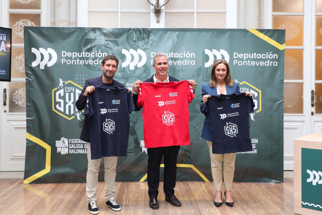 Presentación de la Copa 5x5 de balonmano en la calle impulsada por la Diputación de Pontevedra