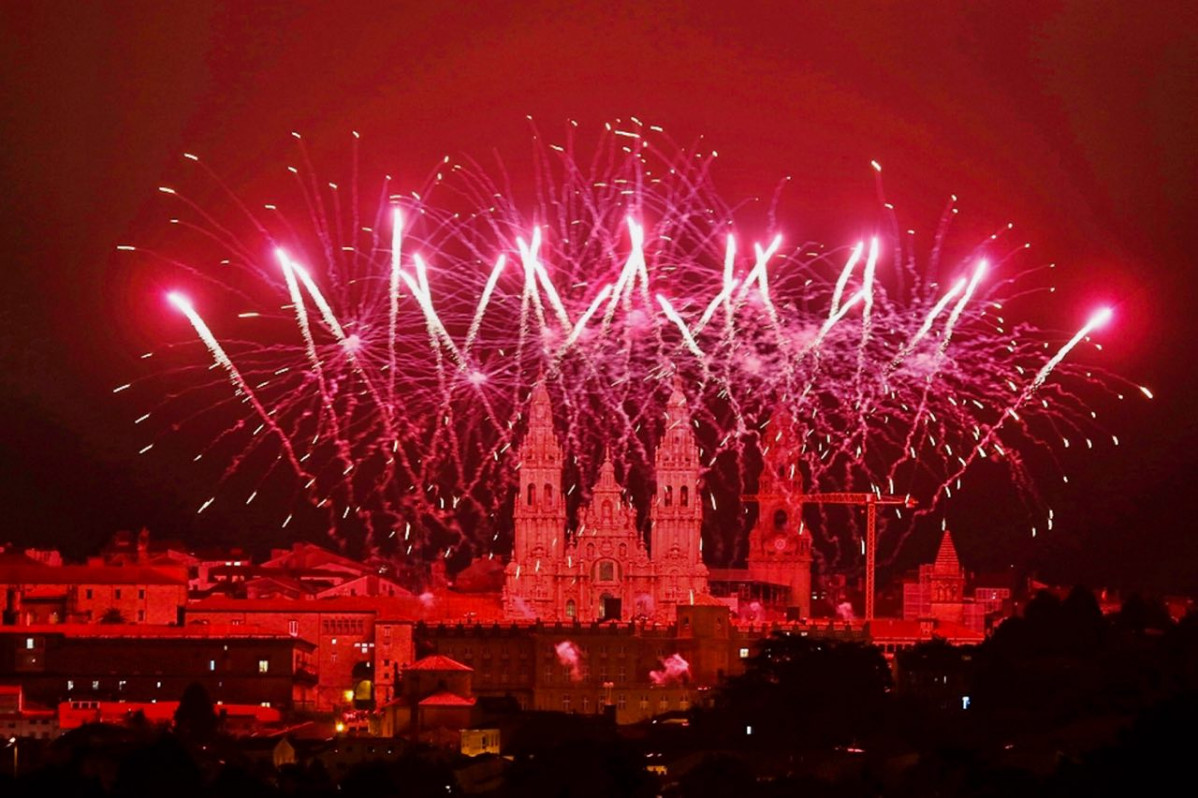 Fogos do Apostolo el 25 de julio en Santiago en una imagen del Ayuntamiento