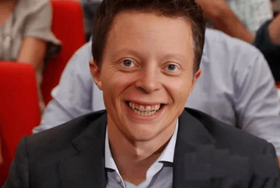 Imagen creada con inteligencia artificial mezclando los rostros de u00cdu00f1igo Errejon y Gollum