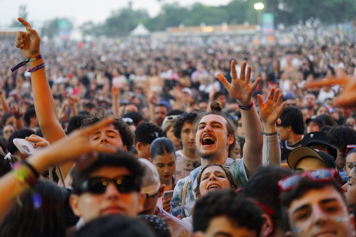 Archivo - Público asistente durante una actuación del grupo Vetusta Morlaen la última jornada del festival de O Son do Camiño, a 15 de junio de 2023, en Santiago de Compostela, A Coruña, Galicia 