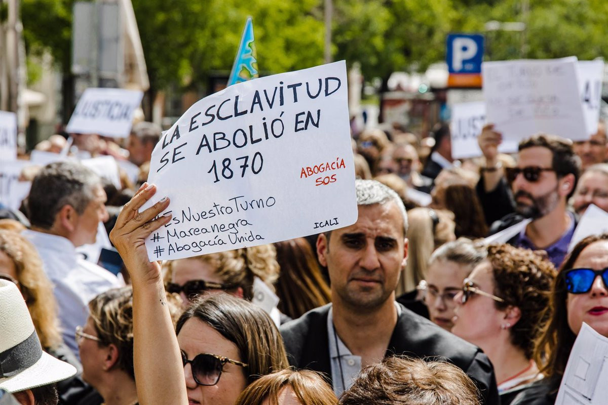 Turno de oficio huelga manifestaciu00f3n