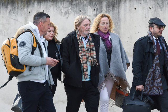 El narcotraficante gallego, José Ramón Prado Bugallo(3d), conocido como Sito Miñanco, a su llegada a la Audiencia Nacional, a 18 de noviembre de 2024, en San Fernando de Henares, Madrid.