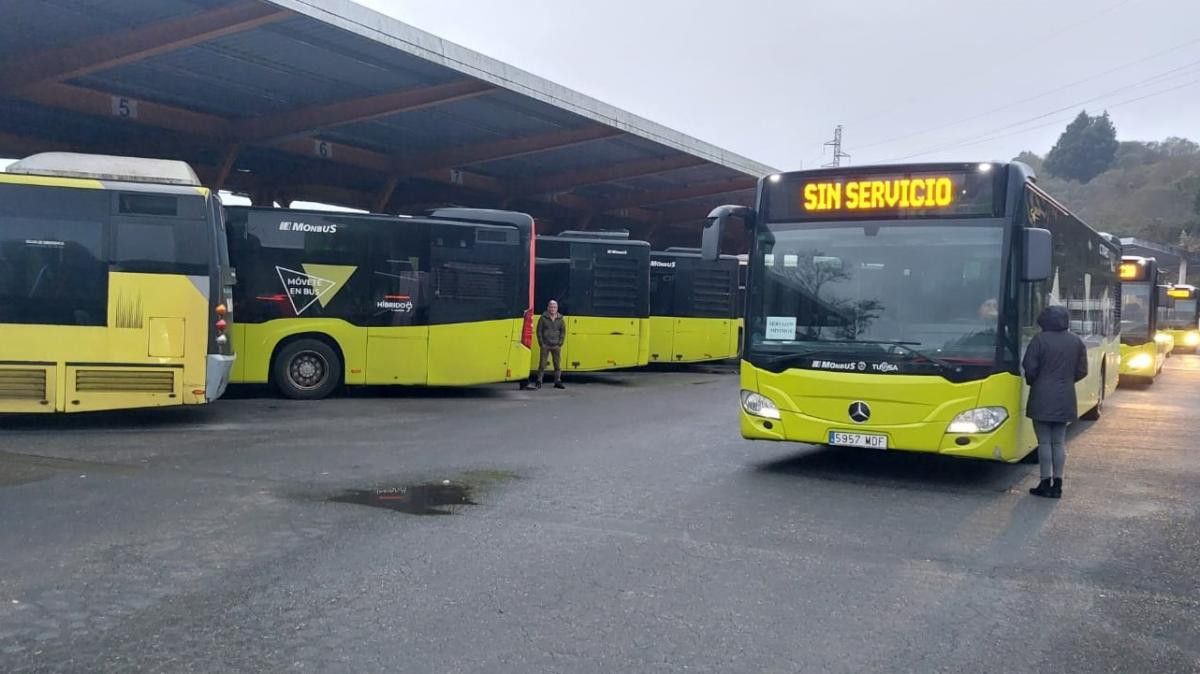 Imagen de una huelga de autobuses en una imagen de Comisións Obreiras