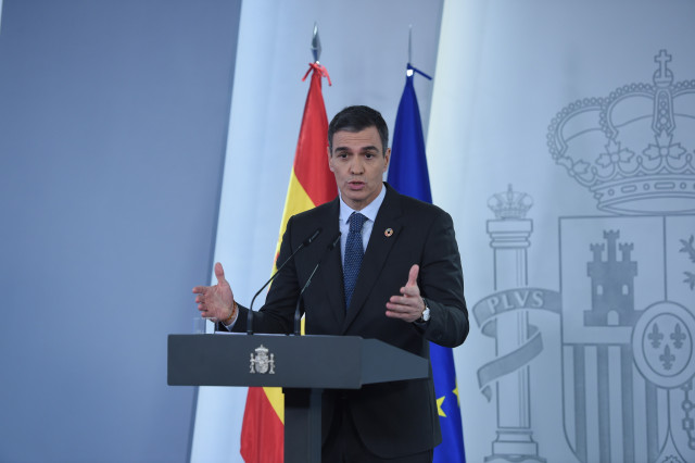 El presidente del Gobierno, Pedro Sánchez, durante una rueda de prensa tras el Consejo de Ministros, en el Complejo de la Moncloa, a 28 de enero de 2025, en Madrid (España). Durante su comparecencia ha informado del nuevo paquete de medidas que ha aprobad