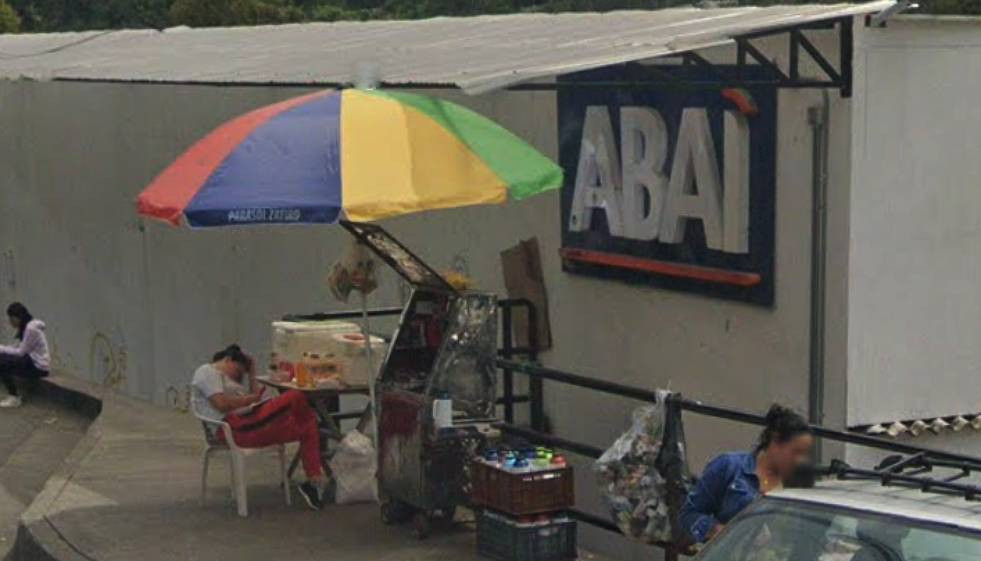 Oficina de Abai en la Carretera Panamericana a su paso por Manizales Colombia en una imagen de Google Street View