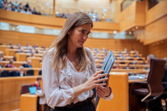 La vicepresidenta tercera y ministra para la Transición Ecológica y el Reto Demográfico, Sara Aagesen, durante una sesión de control al Gobierno en el Senado, a 11 de febrero de 2025, en Madrid (España). El Gobierno se enfrenta a la primera sesión de cont